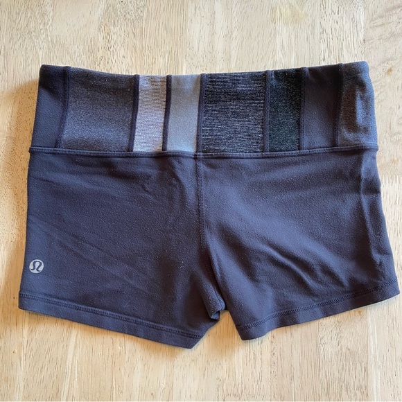 Lululemon Boogie Short Women’s Size 6 - Picture 2 of 4